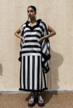 ⁦Opened Stripes⁩ - الصورة ⁦4⁩
