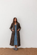 ⁦Metallic Jacket (With Top) (مع القطعه الداخليه)⁩ - الصورة ⁦3⁩