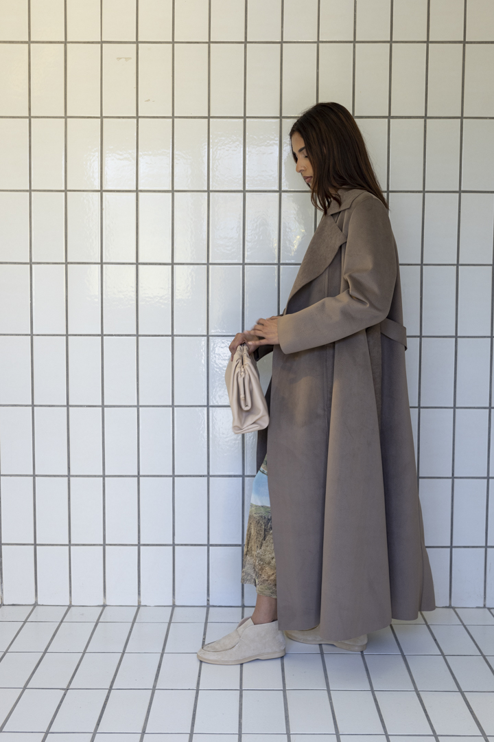 0S5A0511 SUEDE TRENCH - الصورة 1